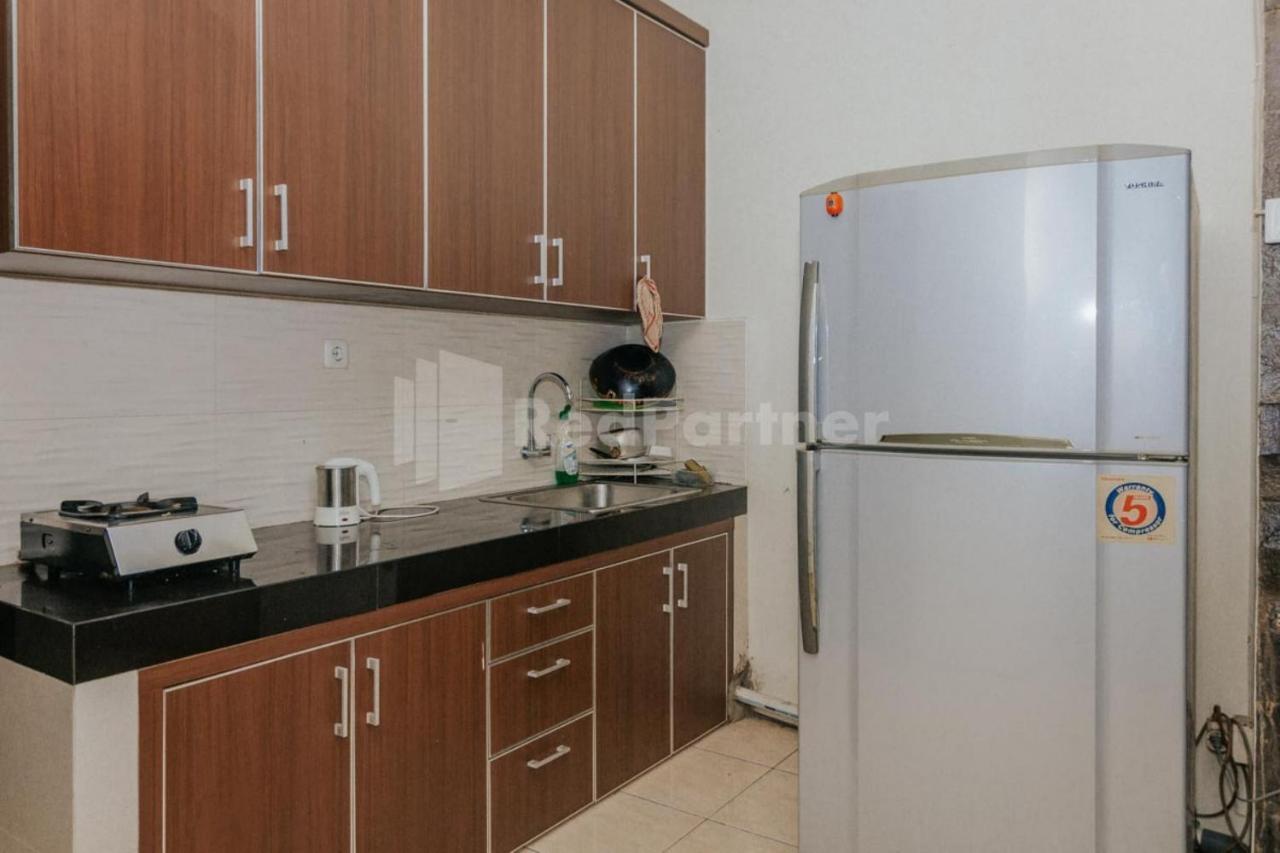 De Lugano Scbd Syariah Mitra Reddoorz Hotel จาการ์ตา ภายนอก รูปภาพ