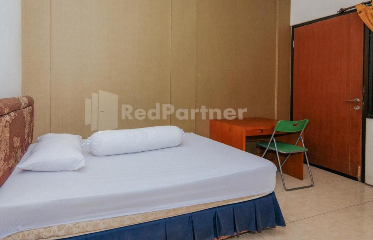 De Lugano Scbd Syariah Mitra Reddoorz Hotel จาการ์ตา ภายนอก รูปภาพ