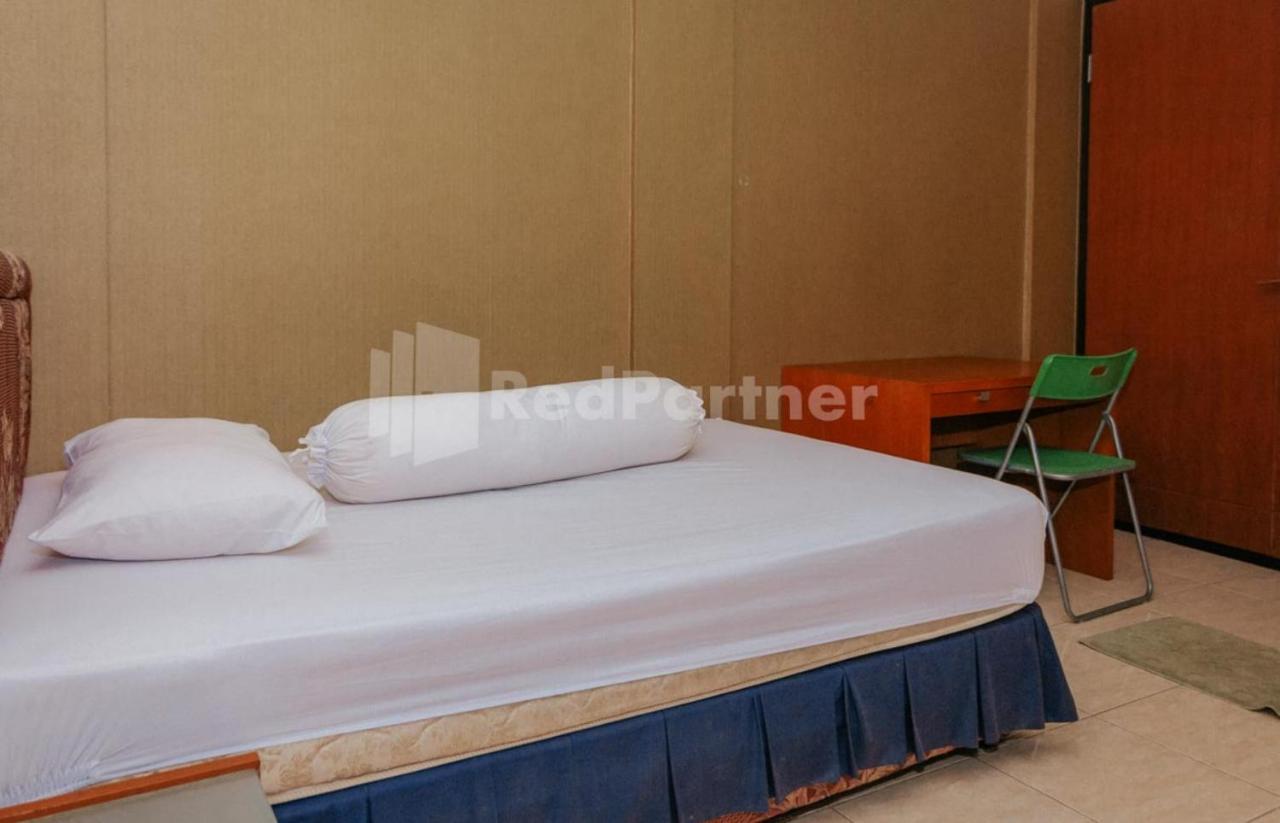 De Lugano Scbd Syariah Mitra Reddoorz Hotel จาการ์ตา ภายนอก รูปภาพ